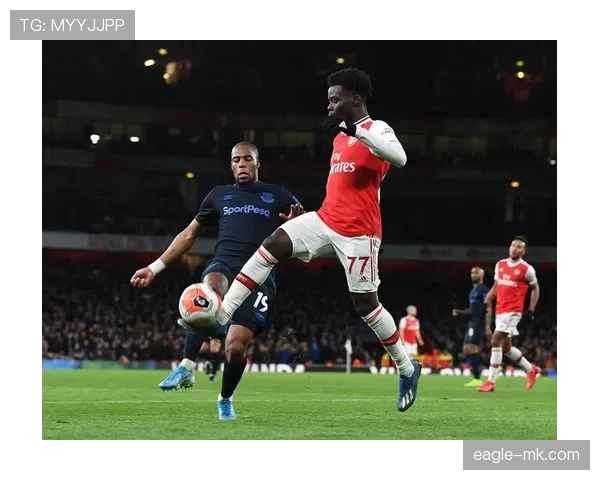 萨卡临场应变能力惊艳全场，助球队强势逆转展现稳健表现